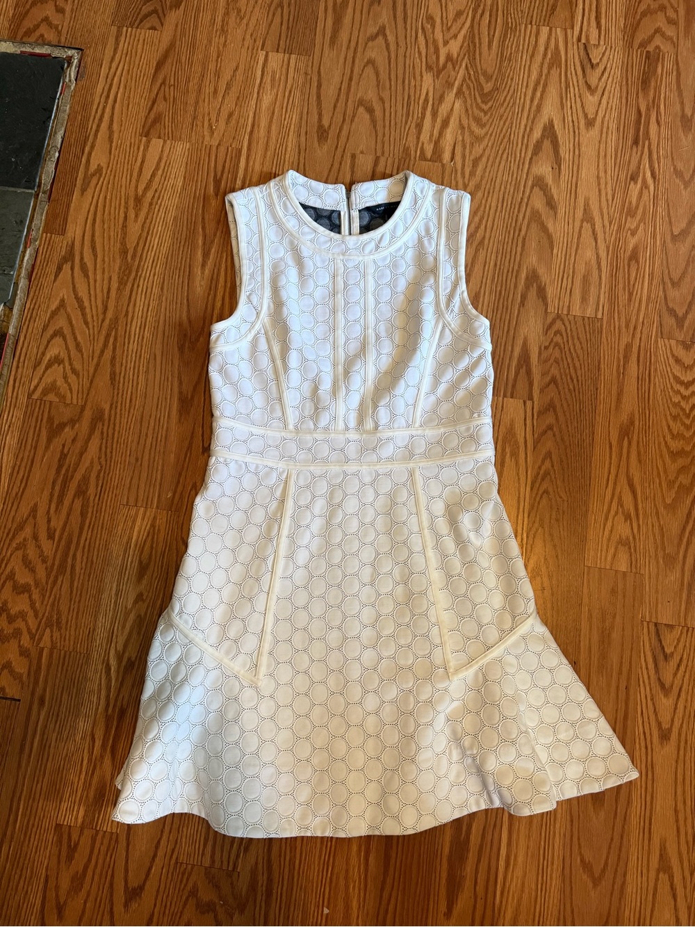 Marc Jacobs White Sleeveless Textured Fit & Flare Dress